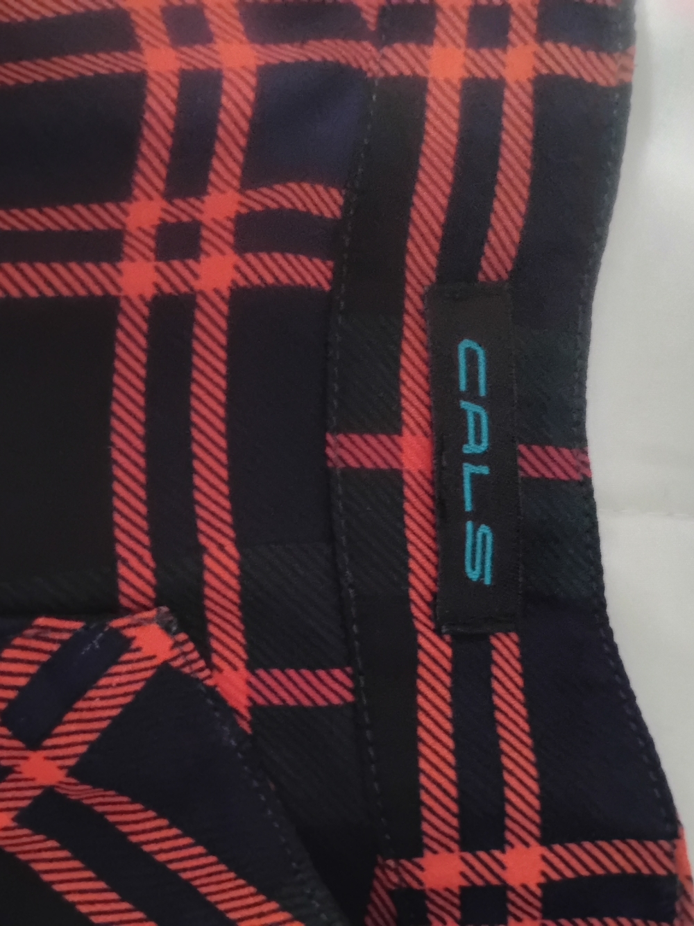Cals Navy and Red Plaid Stretch Top - Fitted Plaid